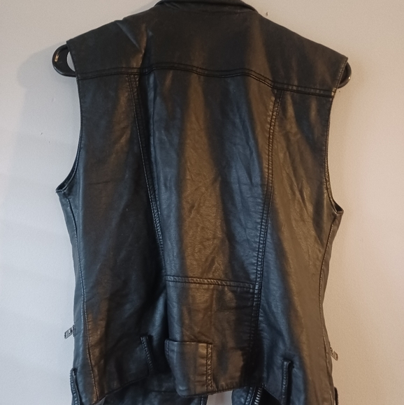 Biker Vest - Picture 2 of 4